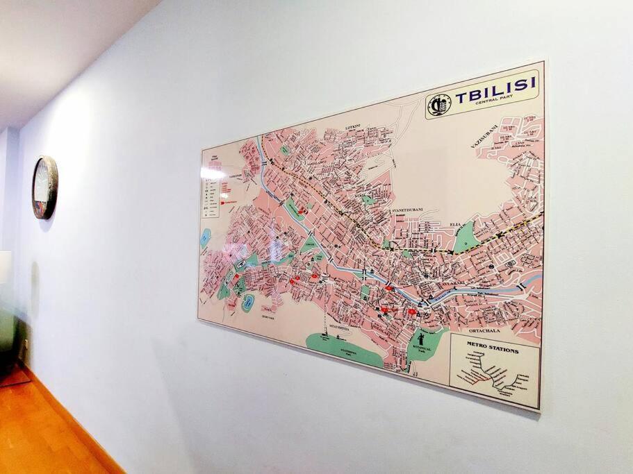City Center 2Bdr Apartment Near Rustaveli Av. Tbilisi Bagian luar foto