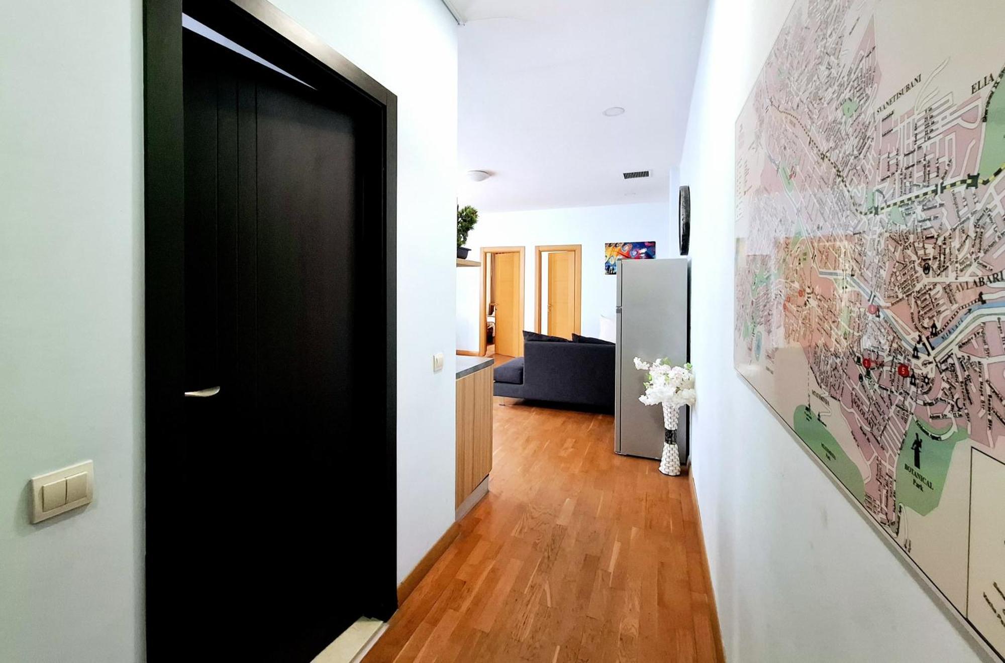 City Center 2Bdr Apartment Near Rustaveli Av. Tbilisi Bagian luar foto